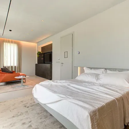 Italia Aparthotel *